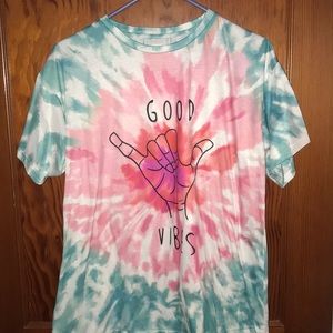 Good vibes t-shirt